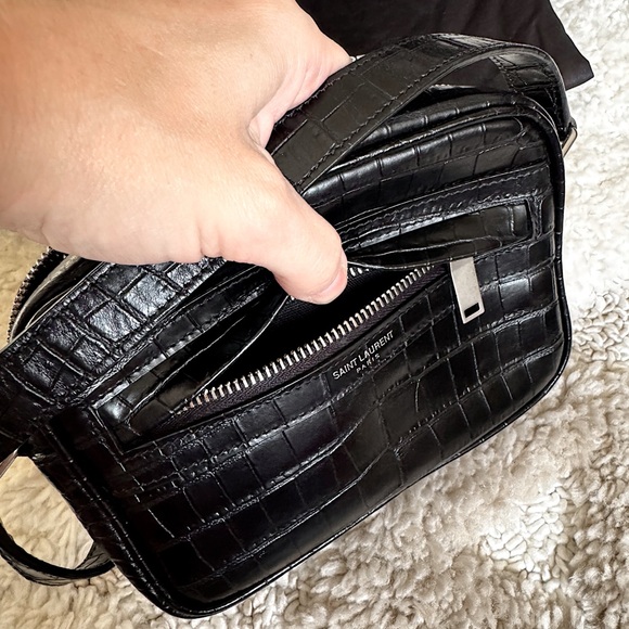 Saint Laurent Black Leather Croc Embossed Crossbody Camera  Bag - Picture 15 of 15